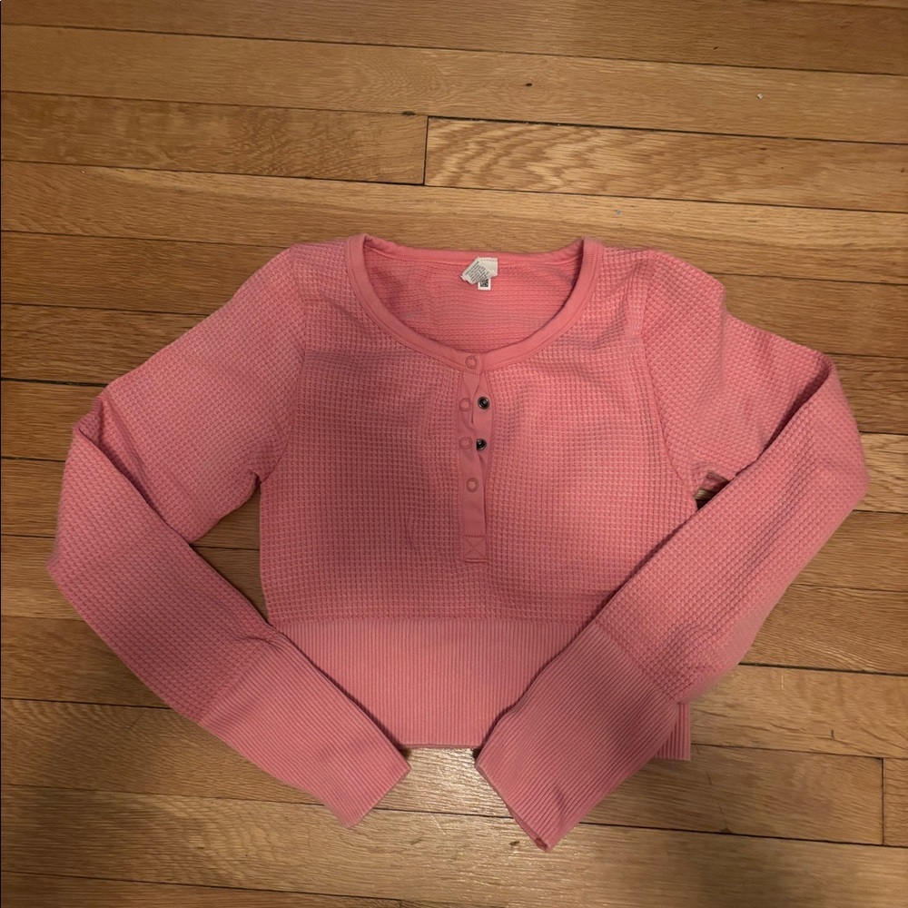pink long sleeve top